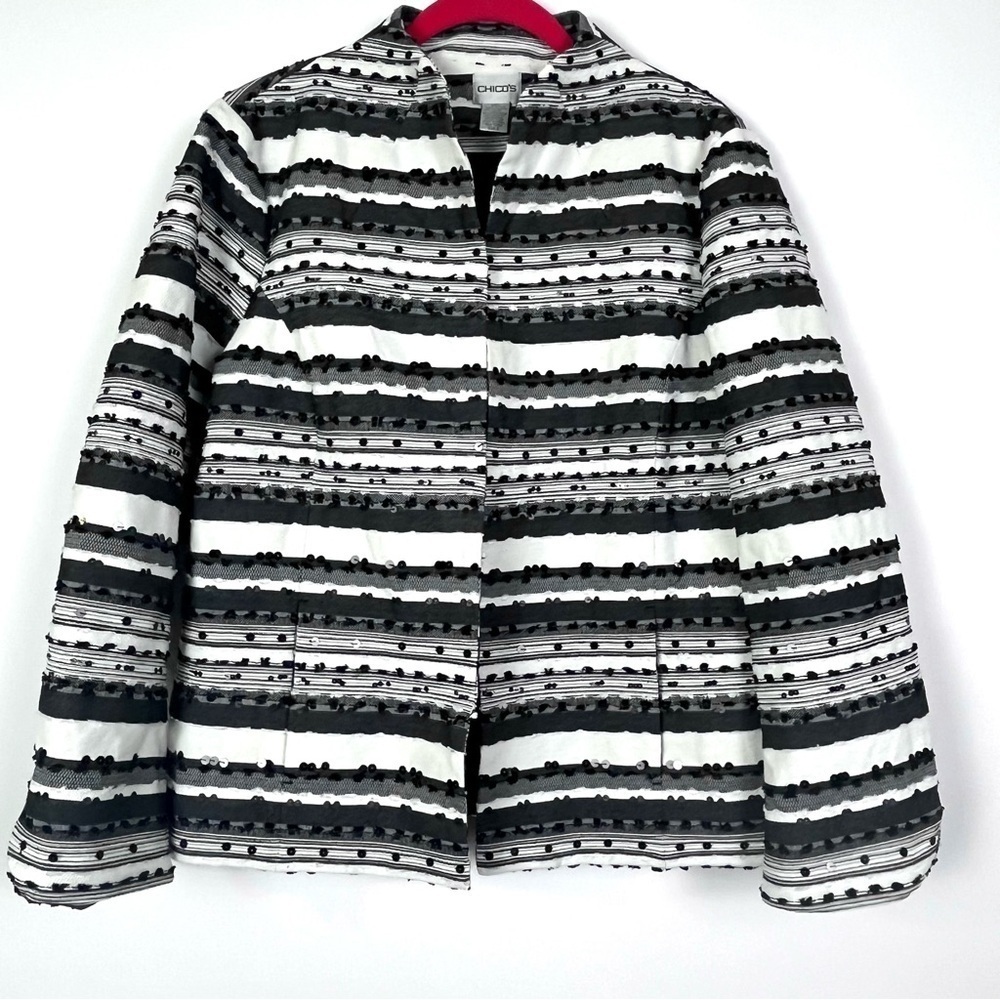 Chico’s White & Black Striped Sequin Blazer – Size 2 (Medium)